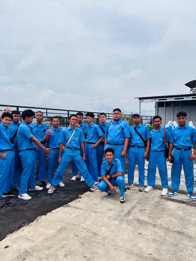 Kunjungan Industri di GameLab